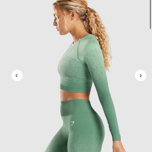 Gymshark Pants - Gymshark Adapt Set Seamless crop + Shorts size S